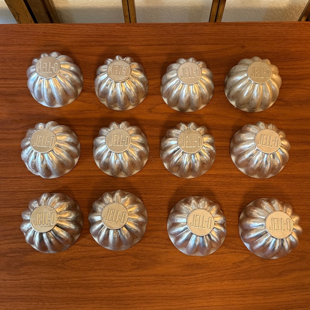Vintage Jell-O Mold Set